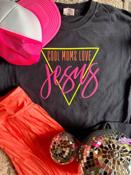 Cool Moms Love Jesus Tee
